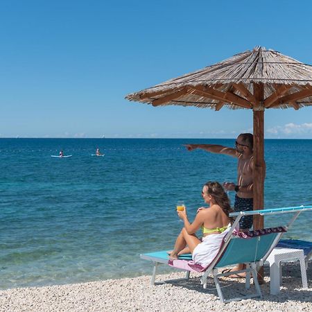 Villa Andrija Family Dream With Heated Pool At The Sea With Beautiful Garden, Outside Cinema And Kids Playground Fažana Extérieur photo