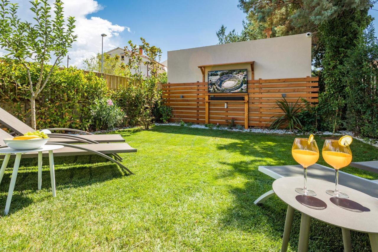 Villa Andrija Family Dream With Heated Pool At The Sea With Beautiful Garden, Outside Cinema And Kids Playground Fažana Extérieur photo