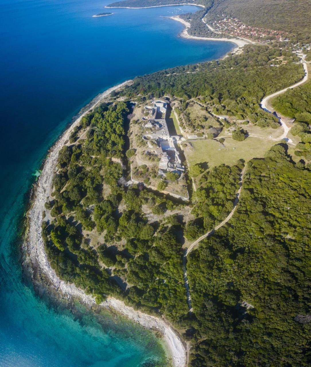 Villa Andrija Family Dream With Heated Pool At The Sea With Beautiful Garden, Outside Cinema And Kids Playground Fažana Extérieur photo