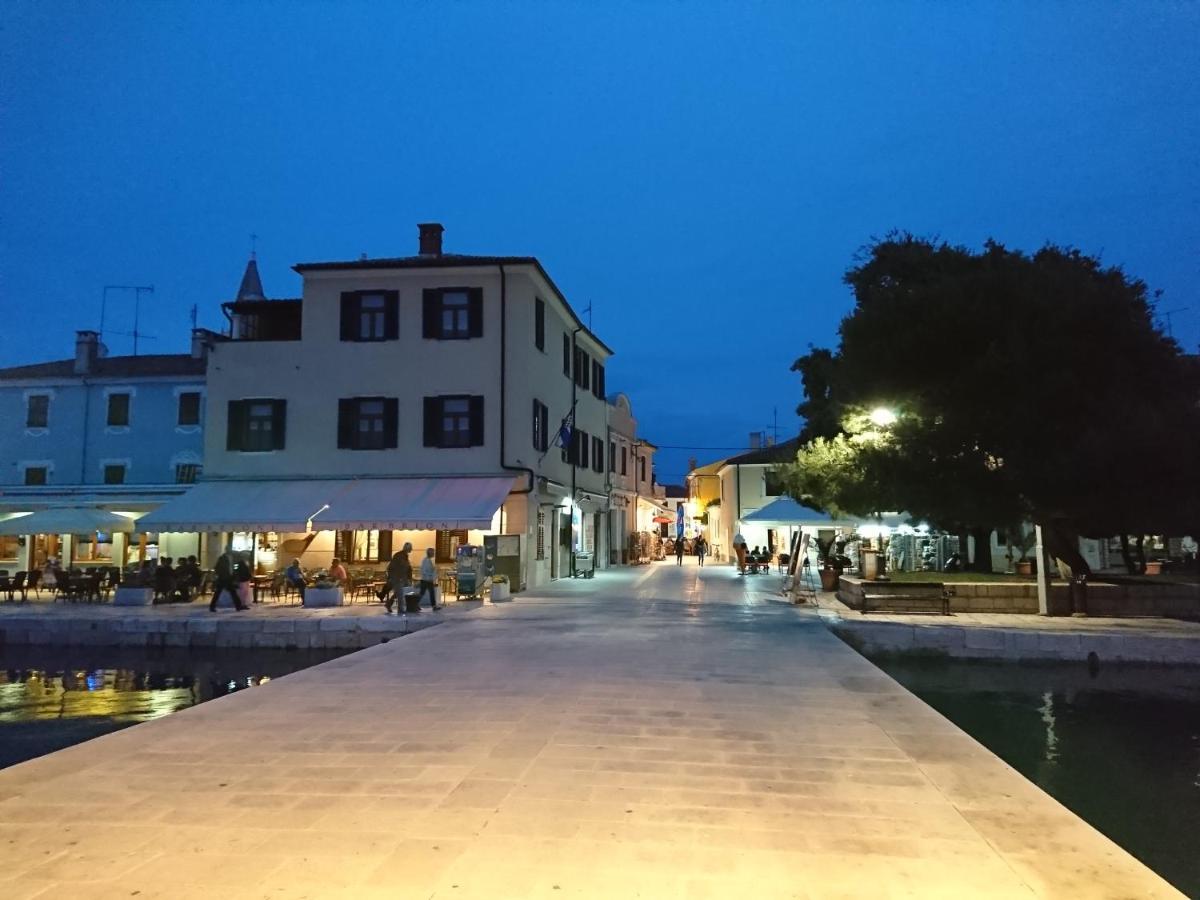Villa Andrija Family Dream With Heated Pool At The Sea With Beautiful Garden, Outside Cinema And Kids Playground Fažana Extérieur photo